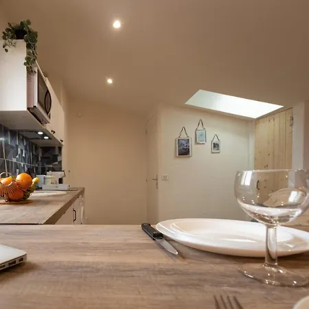 Le Boheme - Netflix - Wifi - Vue Sur La Cite Medievale Et Les Toits 아파트